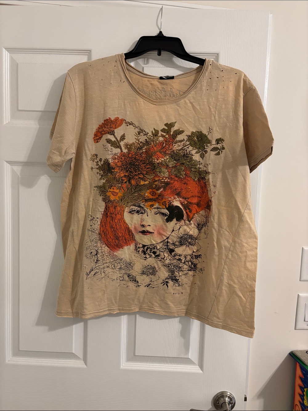 Boho Floral Art Graphic Tee - Beige with Orange Print
